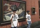 Due attivisti ambientalisti hanno infranto il vetro protettivo della "Venere Rokeby" di Velázquez alla National Gallery di Londra